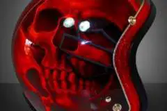 red-skull-helmet