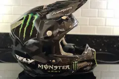 monster-motocross-helmet