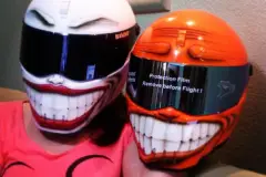 smiley-face-motorbike-helmet