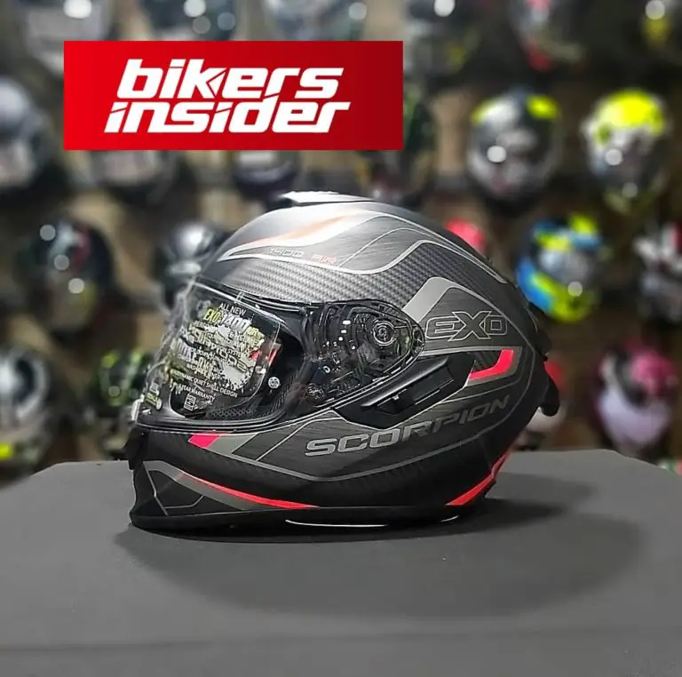 Scorpion EXO-ST1400 Carbon helmet rider
