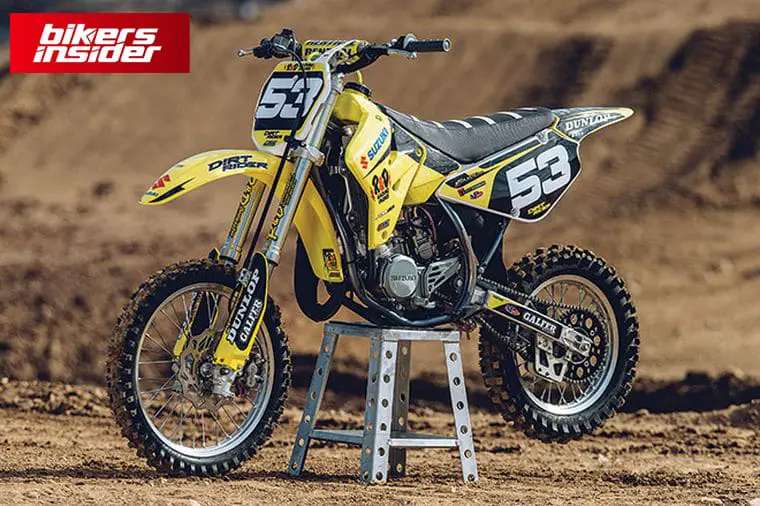 Suzuki RM85 is certainly one of the most optimized dirt bikes for teenagers.