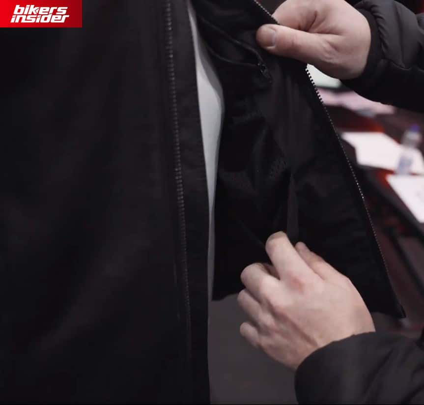 The inner pockets of the Hawkeye jacket can serve as vents or just for pure storage.