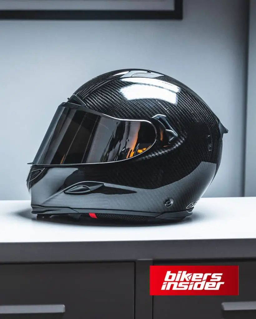 Forcite-smart-carbon-helmet